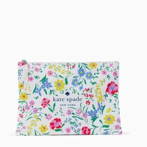 Kate Spade New York New England Floral Pouch NWT